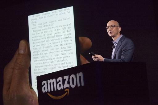 Amazon challenges rivals with 3D ‘Fire’ smartphone