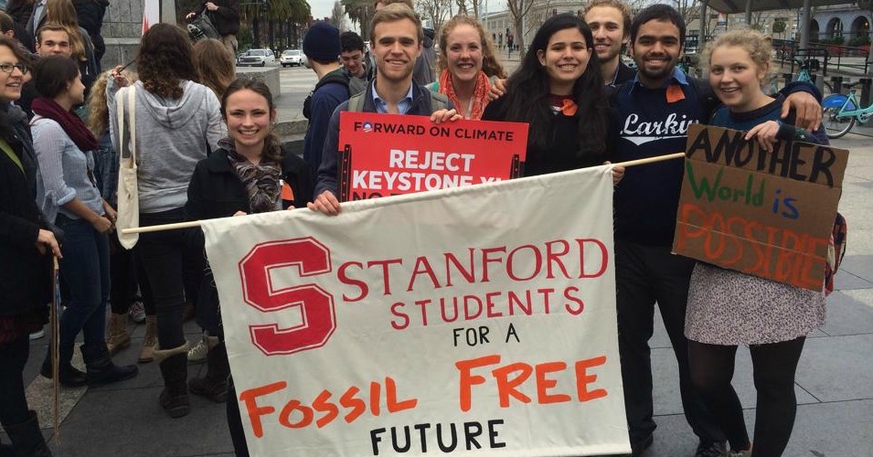 ‘Something Momentous is Happening’: Hundreds of Stanford Professors Call For Full Fossil Fuel Divestment