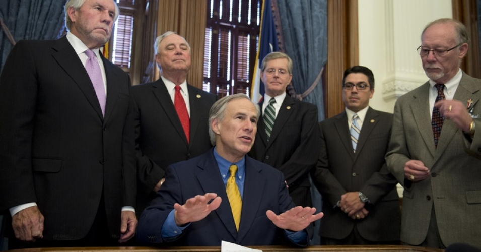 By Banning Fracking Bans, Texas Picks Gas Drillers over Local Democracy